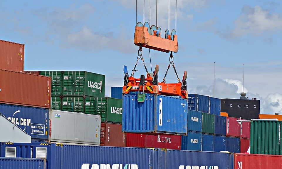 Преимущества и недостатки контейнерных перевозок